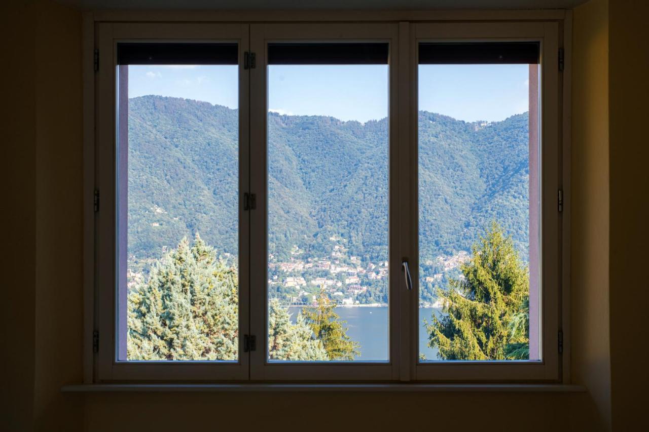 Villa Vittoria - The House Of Travelers Τσερνόμπιο Εξωτερικό φωτογραφία